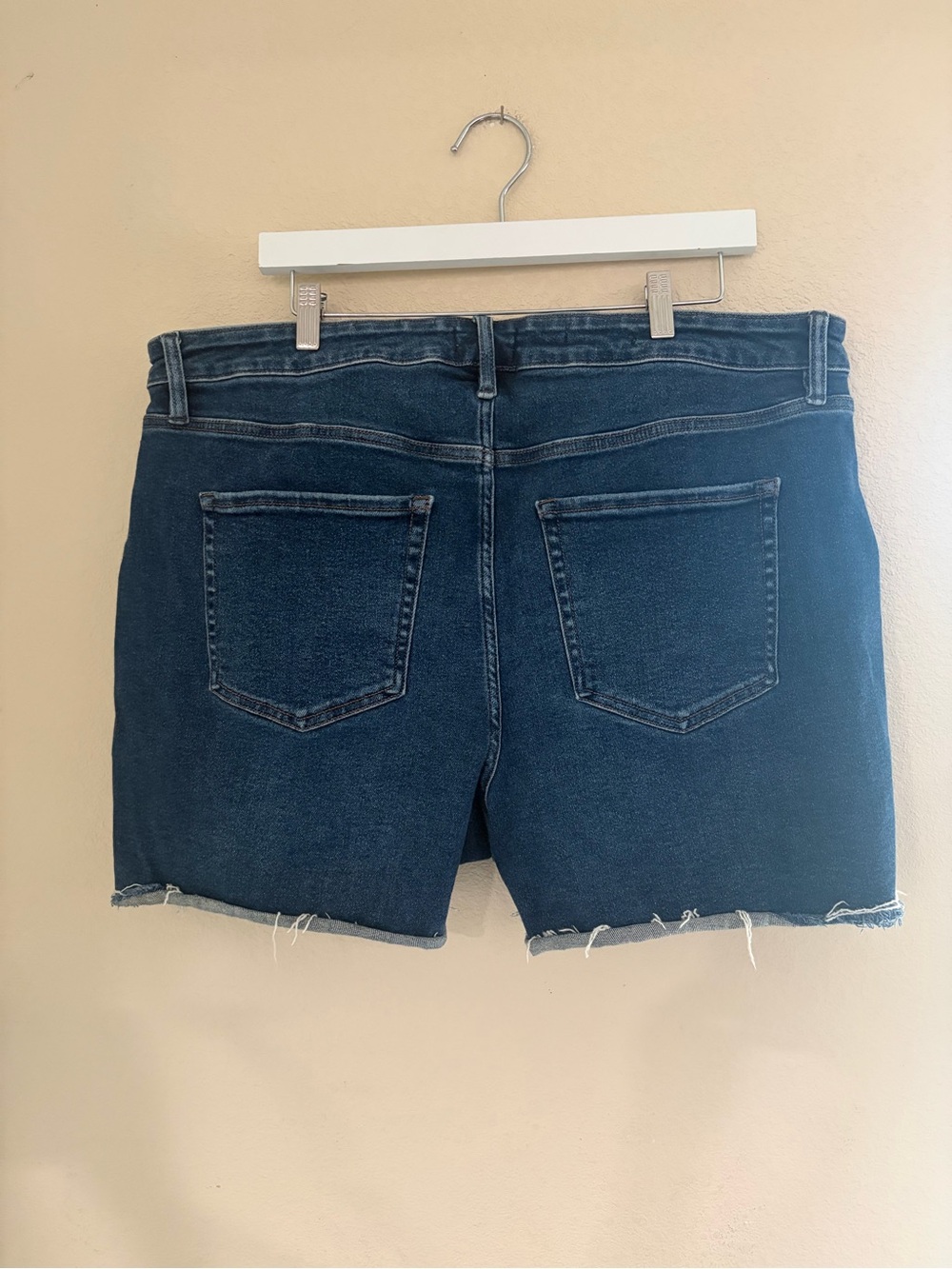 Ava & Viv Blue Raw Hem High-Rise Denim Shorts - Picture 2 of 4